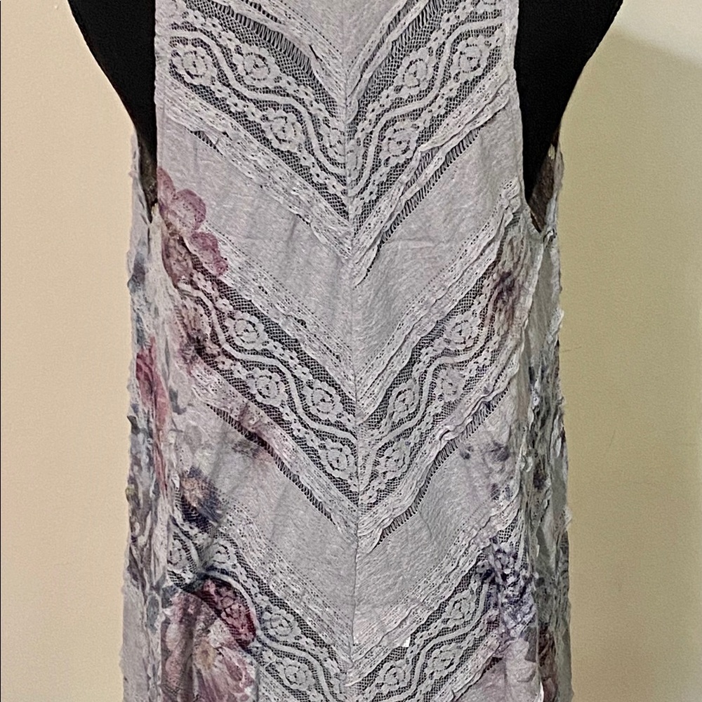 Cottage core fashion Grey Lacey V Neck Tank Sm - Picture 3 of 3